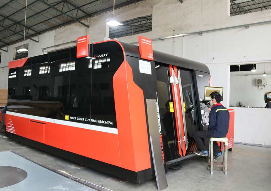 鍵特車間設(shè)備